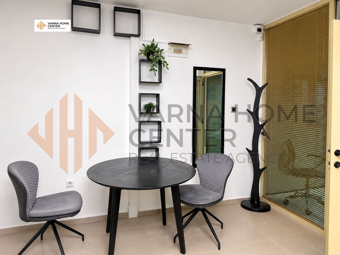 Продава ОФИС, гр. Варна, Център, снимка 3 - Офиси - 55815757