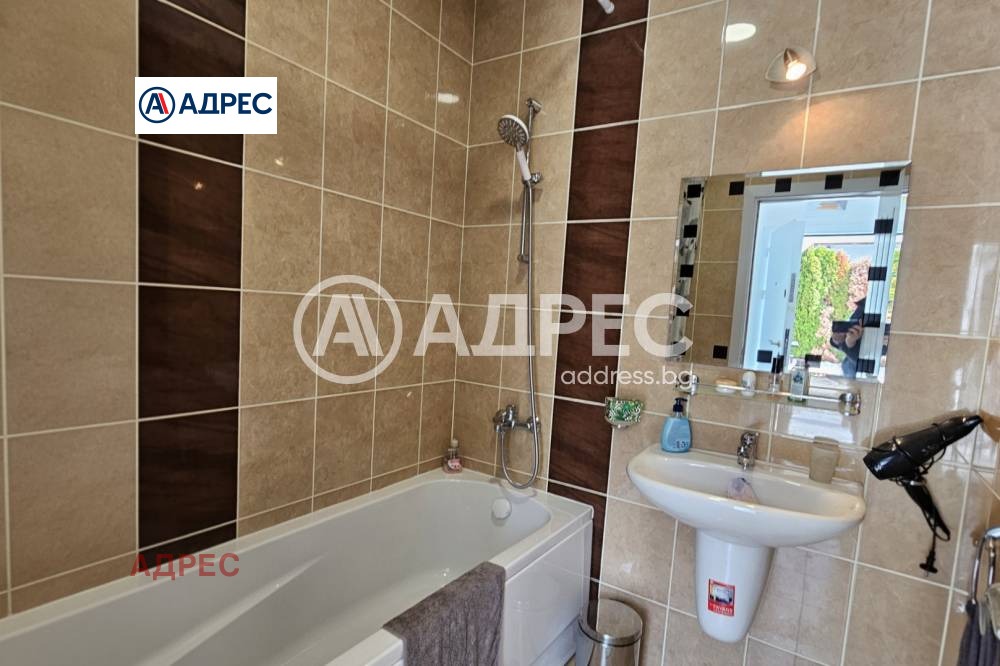 Продава КЪЩА, с. Рогачево, област Добрич, снимка 10 - Къщи - 54116912