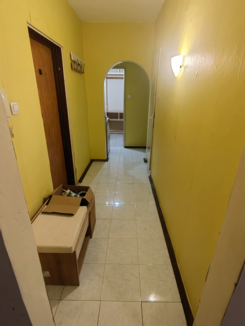 Продава 2-СТАЕН, гр. София, Люлин 3, снимка 11 - Апартаменти - 52509503