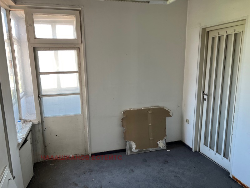 Προς πώληση  3 υπνοδωμάτια Σοφηια , ΤΣενταρ , 199 τ.μ | 44719148 - εικόνα [6]