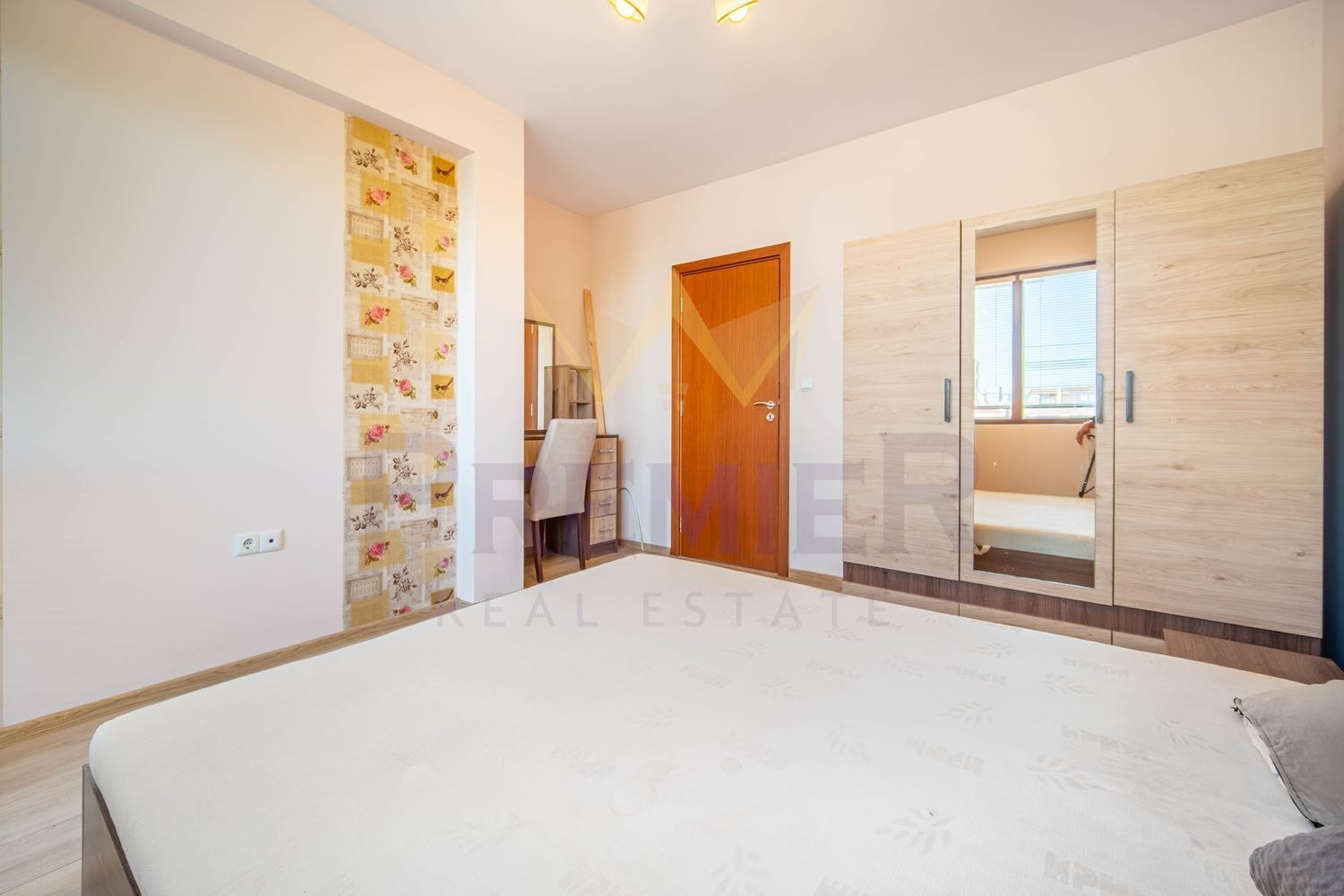Продава 3-СТАЕН, гр. Варна, Център, снимка 5 - Апартаменти - 55346987