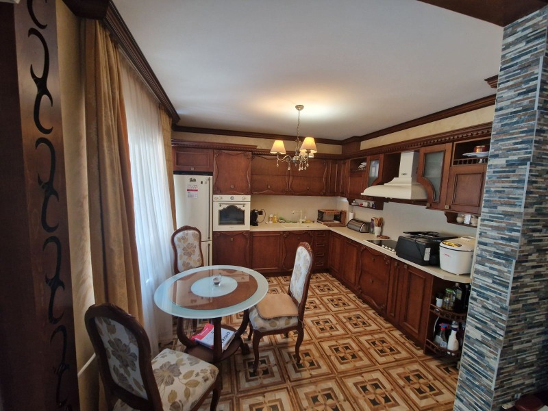 Продава 3-СТАЕН в град Пловдив, Тракия - 86 кв.м / 170 000 € » 332 491.10 лв., РЕМАКС АДВАНТИДЖ