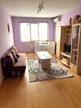 1 chambre Lyulin - tsentar, Sofia 2