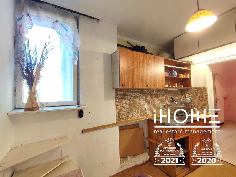 De vânzare  1 dormitor Sofia , Sveta Troița , 60 mp | 73217274 - imagine [8]