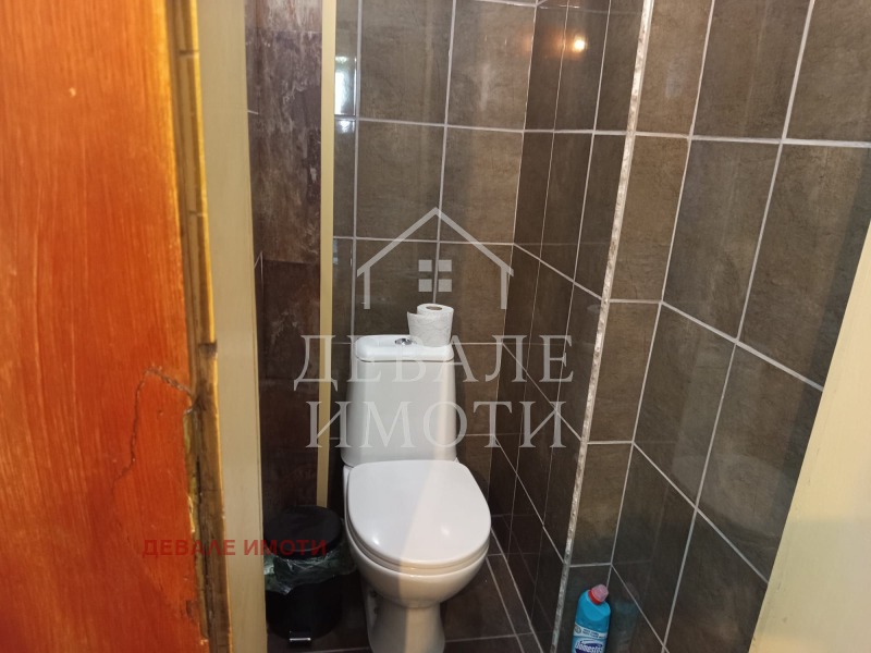 Продава ЕТАЖ ОТ КЪЩА, гр. Русе, Дружба 2, снимка 4 - Етаж от къща - 53162085