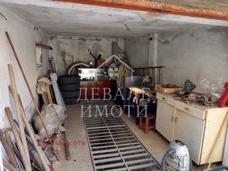 Продава ЕТАЖ ОТ КЪЩА, гр. Русе, Дружба 2, снимка 15 - Етаж от къща - 53162085