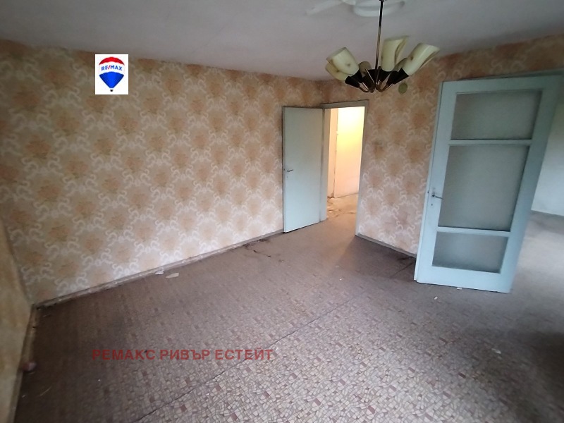 Продава КЪЩА, гр. Русе, Родина 3, снимка 4 - Къщи - 52612030