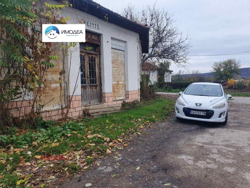 Продава КЪЩА, с. Лозен, област Велико Търново, снимка 3 - Къщи - 52822076