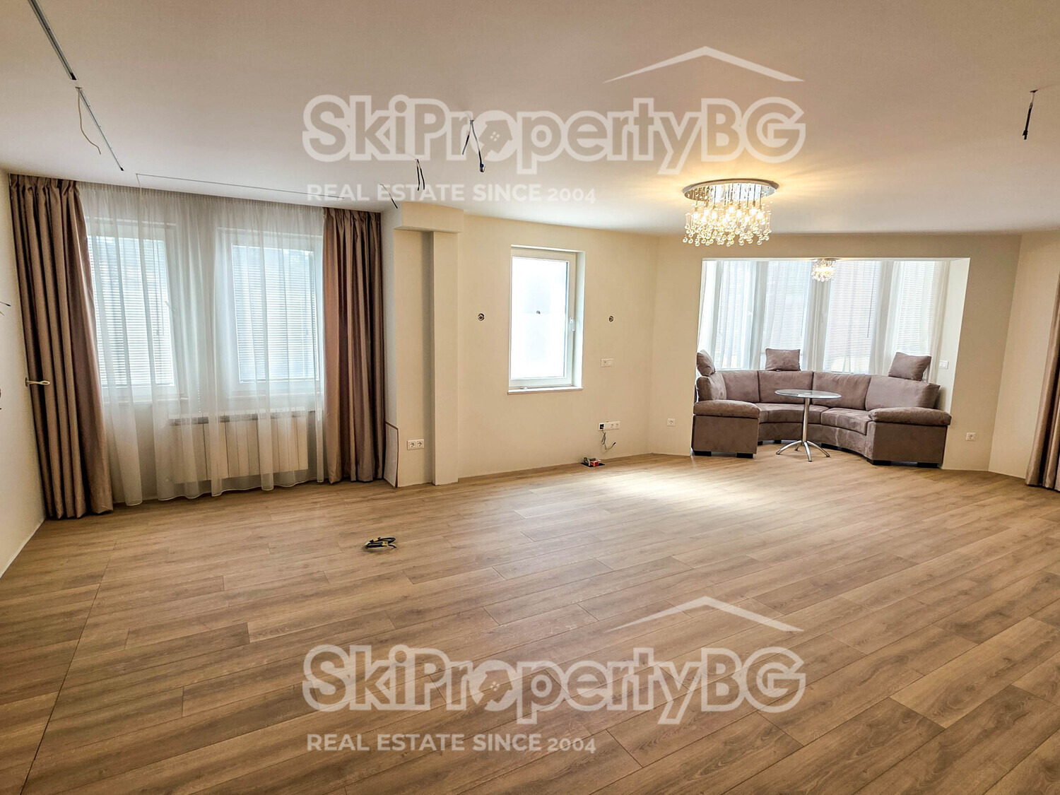 Продава 2-СТАЕН, гр. Самоков, област София област, снимка 2 - Апартаменти - 55693718