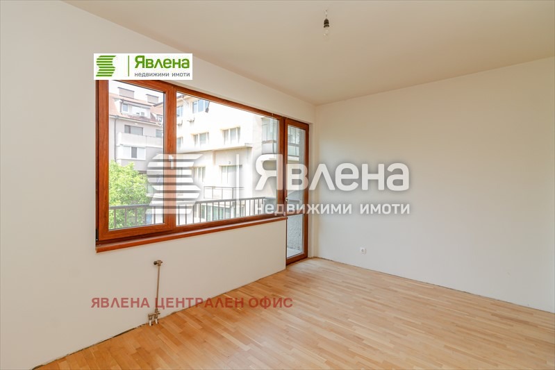 Продава 4-СТАЕН, гр. София, Изток, снимка 5 - Aпартаменти - 47443349