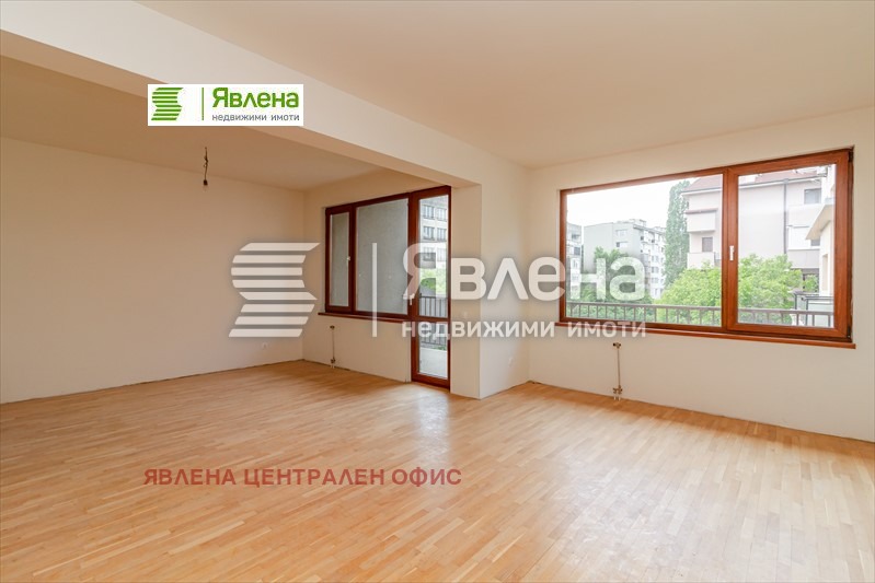 Продава 4-СТАЕН, гр. София, Изток, снимка 1 - Aпартаменти - 47443349