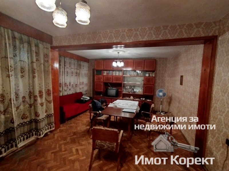 Продава 4-СТАЕН, гр. Асеновград, област Пловдив, снимка 1 - Aпартаменти - 48017540