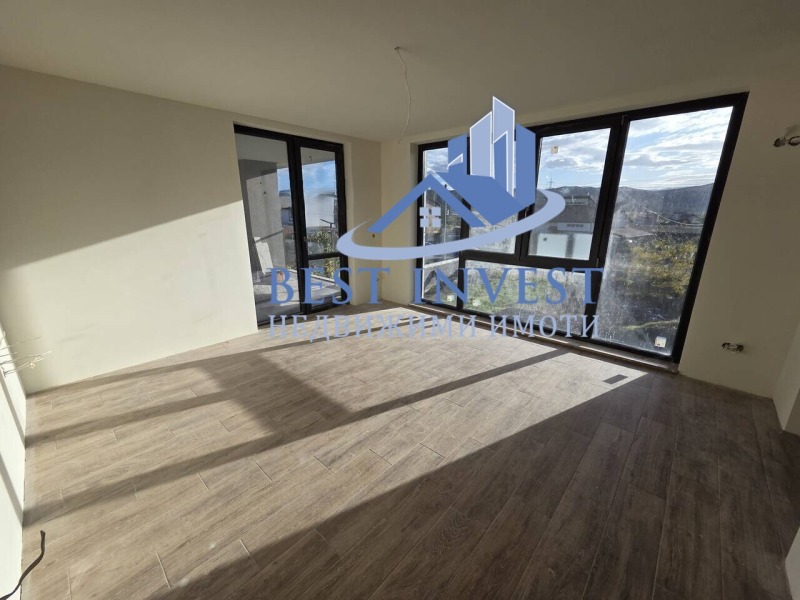 Продава КЪЩА, гр. Благоевград, Грамада, снимка 11 - Къщи - 53440475