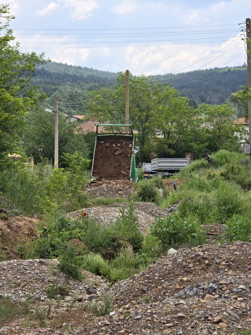 Till salu  Komplott region Sofia , Godetj , 2731 kvm | 54313250 - bild [12]