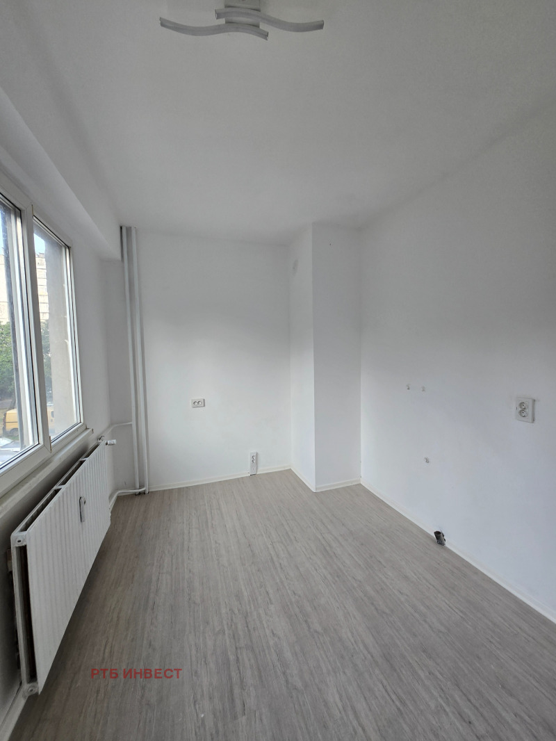 Продава  2-стаен град София , Красна поляна 1 , 73 кв.м | 99190034 - изображение [8]