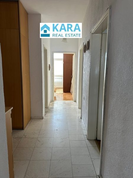 Продава МНОГОСТАЕН, гр. Кърджали, Център, снимка 8 - Апартаменти - 56096105