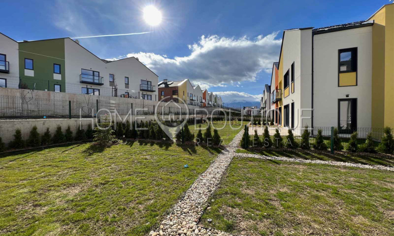 Продава КЪЩА, гр. София, с. Лозен, снимка 2 - Къщи - 52487169