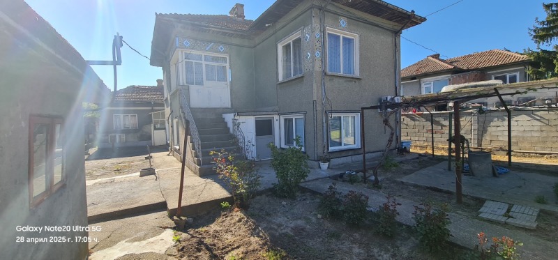 Продава  Къща, област Силистра, гр. Тутракан • 70 000 EUR • ID 92205356 — holmes.bg - [1] 