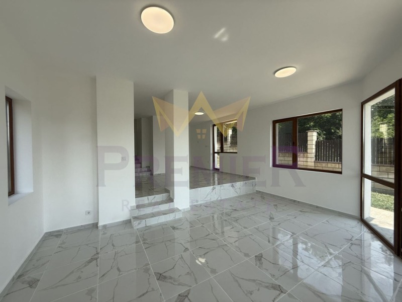 For Sale  House region Dobrich , Obrochishte , 165 sq.m | 11132499 - image [2]