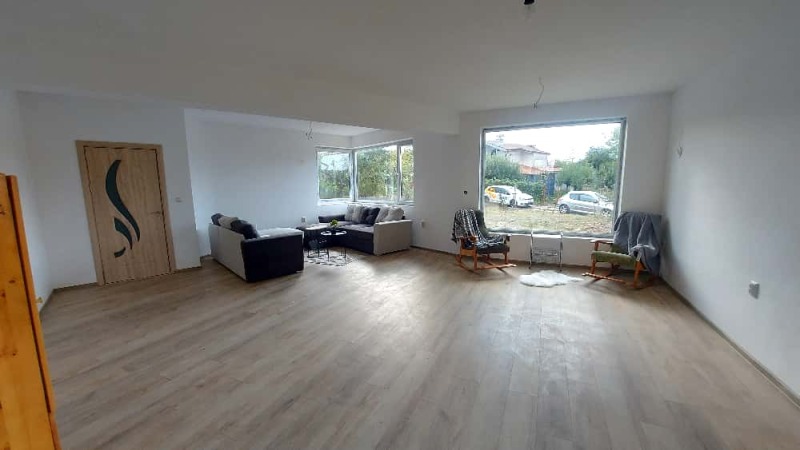 In vendita  Casa Haskovo , v.z. Haskovo , 170 mq | 54845542 - Immagine [6]