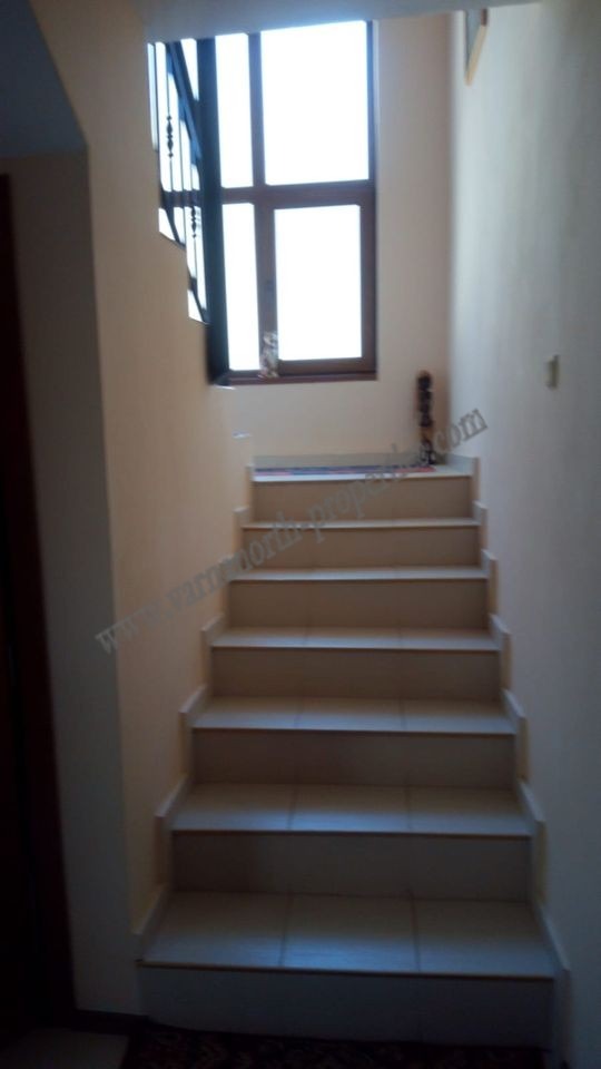 Продава КЪЩА, гр. Балчик, област Добрич, снимка 4 - Къщи - 52890632