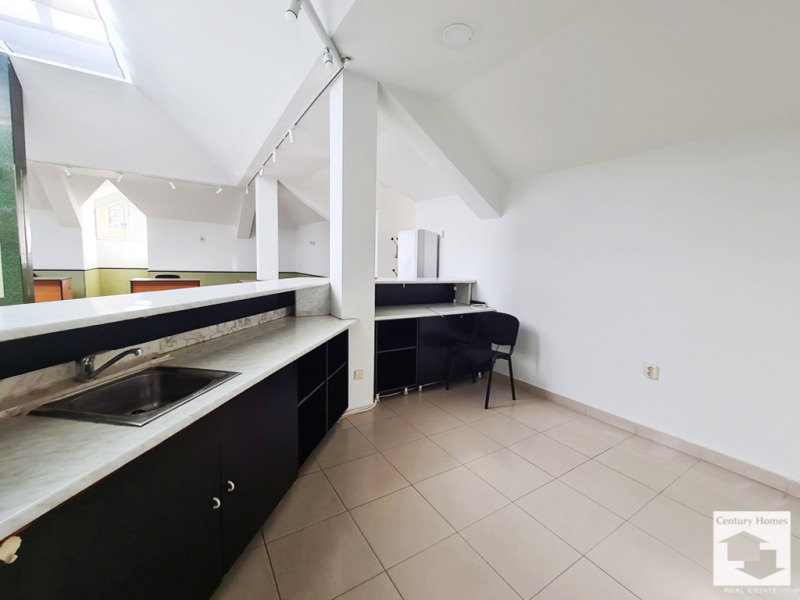 Продава БИЗНЕС ИМОТ, гр. Велико Търново, Център, снимка 13 - Други - 50655074