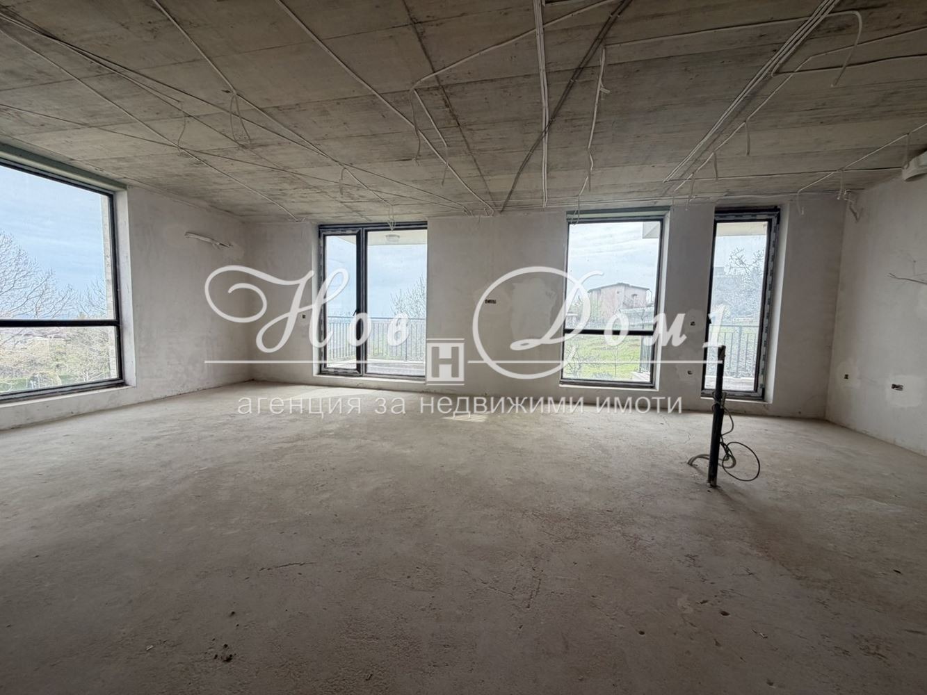 Продава 4-СТАЕН, гр. Варна, Бриз, снимка 2 - Апартаменти - 54201944