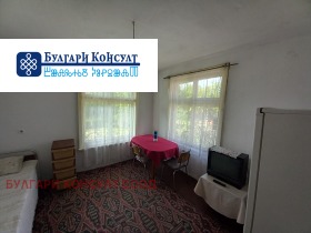 Къща с. Берсин, област Кюстендил 11