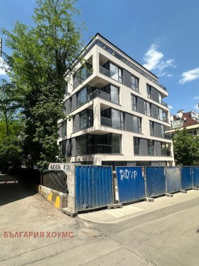 Продава  Магазин, град София