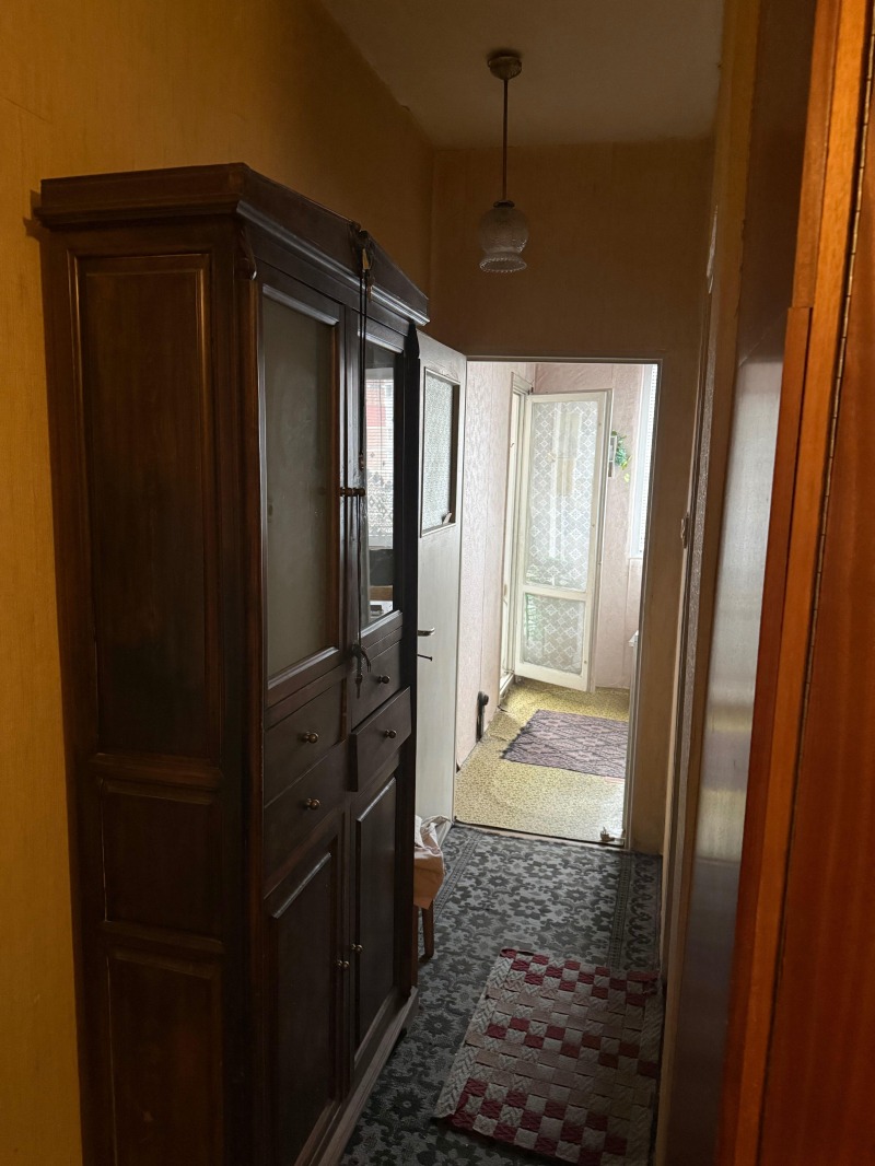 Продава 1-СТАЕН, гр. София, Света Троица, снимка 4 - Апартаменти - 53016797