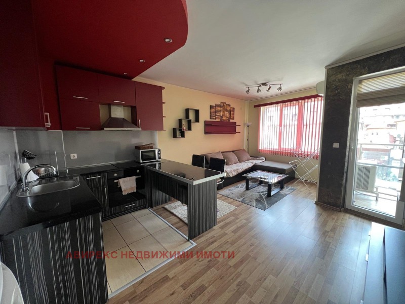 De vânzare  1 dormitor Plovdiv , Cârșiiaca , 68 mp | 58309572 - imagine [2]