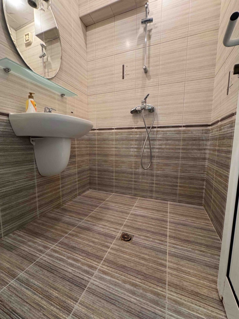 Продава 2-СТАЕН, гр. Русе, Широк център, снимка 3 - Апартаменти - 52289954