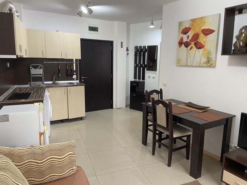 Продава 2-СТАЕН, гр. Поморие, област Бургас, снимка 2 - Апартаменти - 52740293