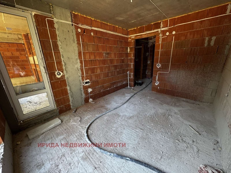 Продава 2-СТАЕН, гр. София, Бъкстон, снимка 2 - Апартаменти - 53369532