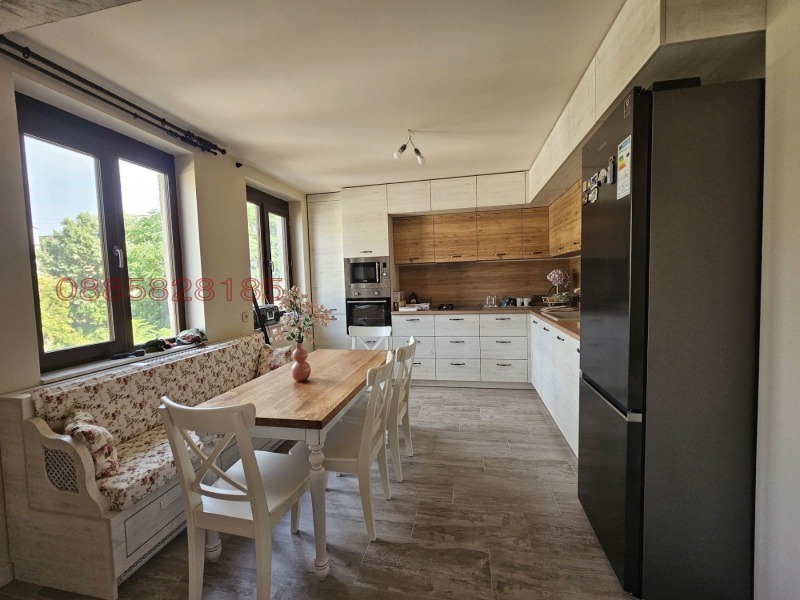 Продава 3-СТАЕН, гр. Пазарджик, Идеален център, снимка 12 - Апартаменти - 53009590