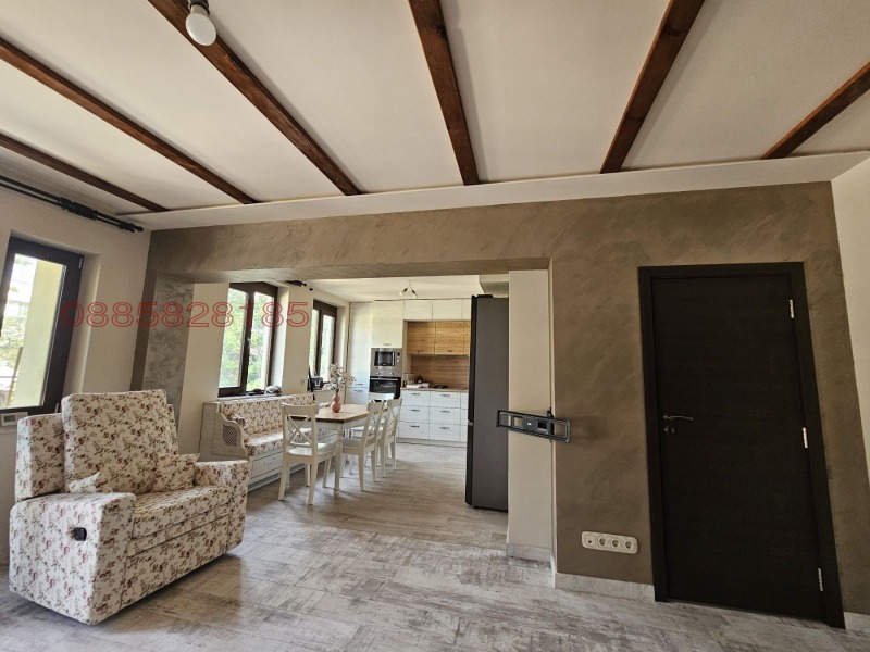 Продава 3-СТАЕН, гр. Пазарджик, Идеален център, снимка 3 - Апартаменти - 53009590