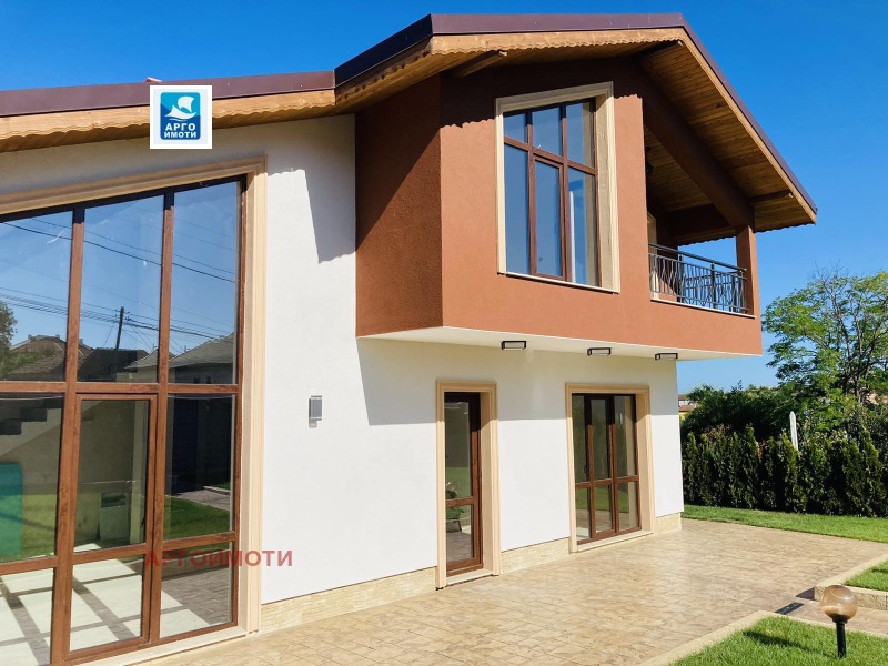 À venda  Casa região Burgas , Tankovo , 164 m² | 65527652