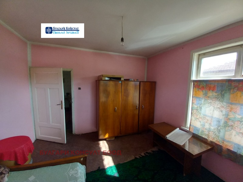 Te koop  Huis regio Kjoestendil , Bersin , 201 m² | 75643509 - afbeelding [10]