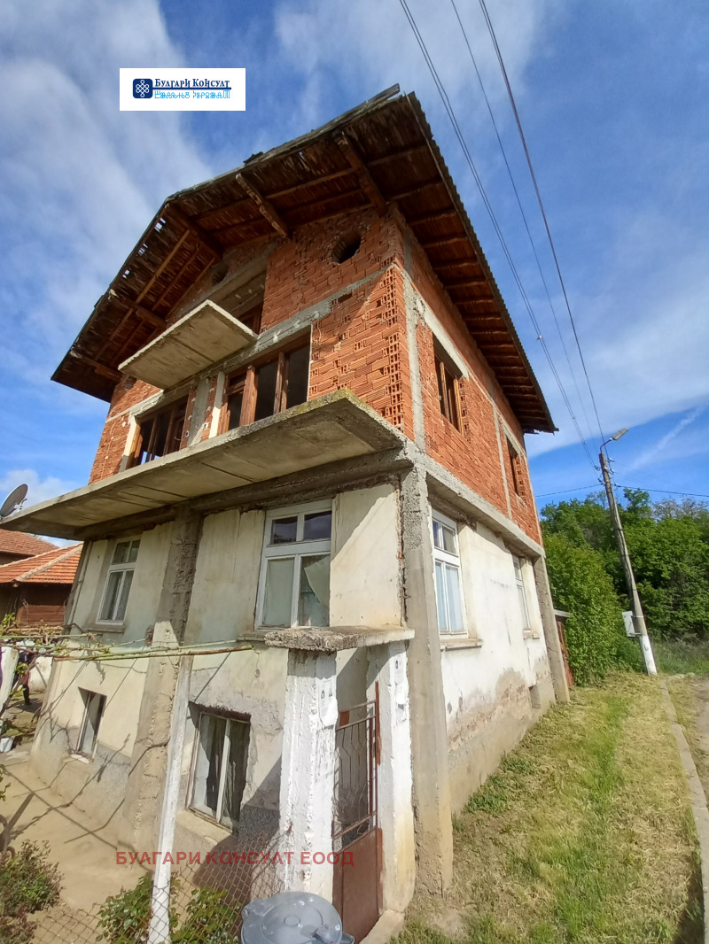 Te koop  Huis regio Kjoestendil , Bersin , 201 m² | 75643509 - afbeelding [3]