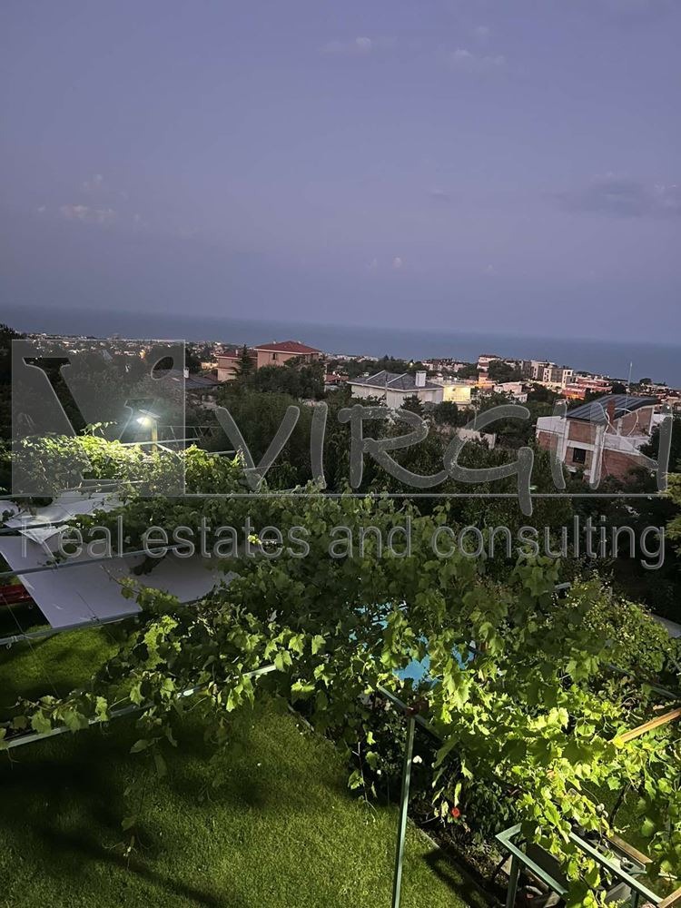 Продава КЪЩА, гр. Варна, м-т Горна Трака, снимка 3 - Къщи - 52873688