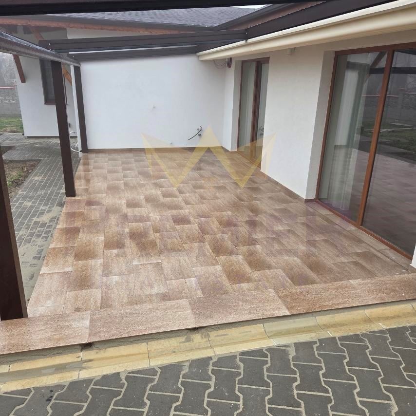 Продава КЪЩА, гр. Варна, м-т Добрева чешма, снимка 10 - Къщи - 54290240