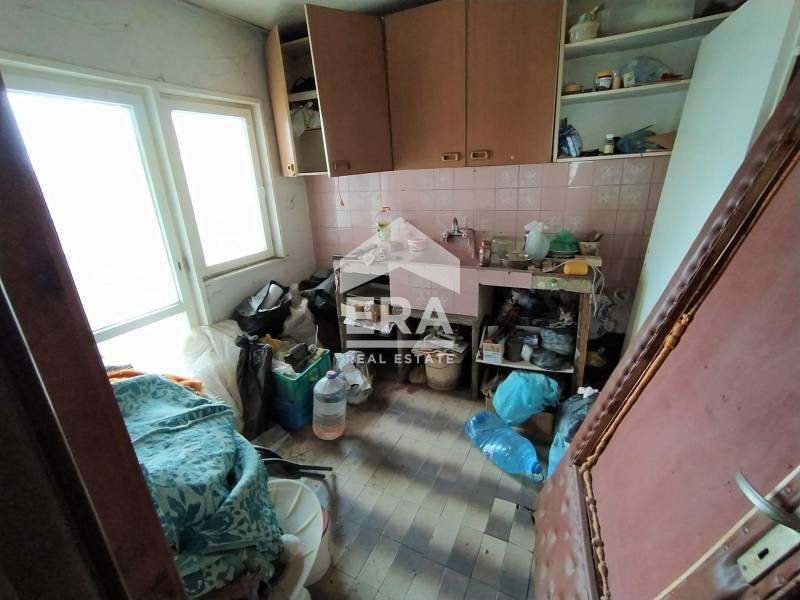 Продава КЪЩА, с. Езерово, област Варна, снимка 5 - Къщи - 49367841