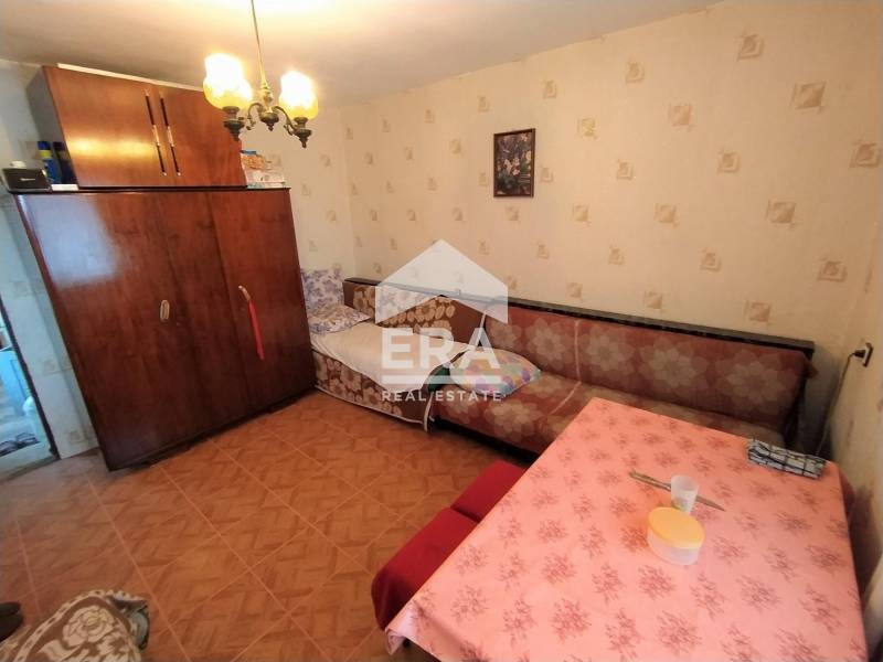 Продава КЪЩА, с. Езерово, област Варна, снимка 2 - Къщи - 49367841