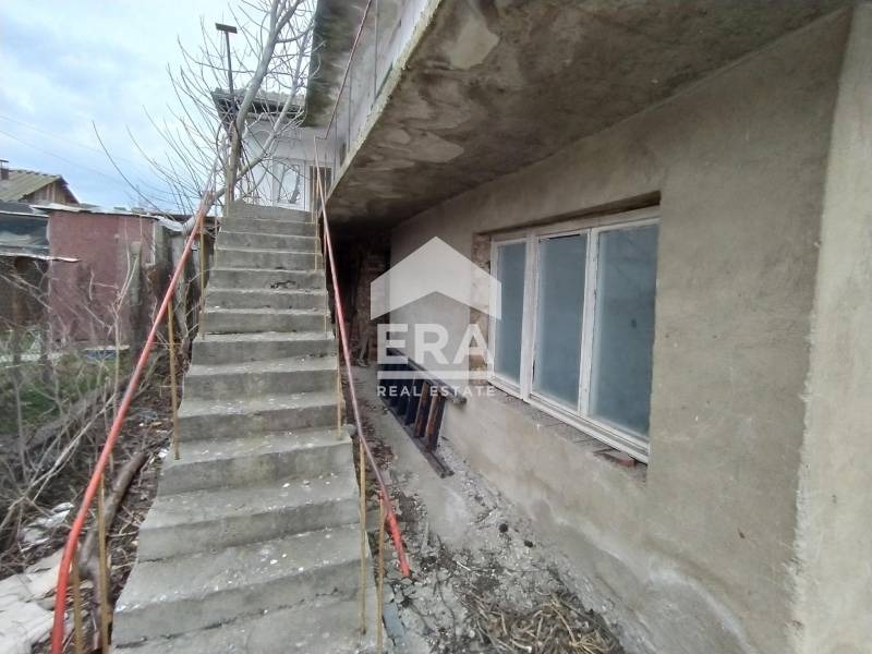 Продава КЪЩА, с. Езерово, област Варна, снимка 9 - Къщи - 49367841