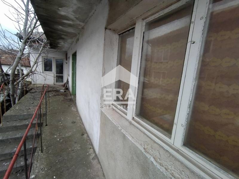 Продава КЪЩА, с. Езерово, област Варна, снимка 6 - Къщи - 49367841