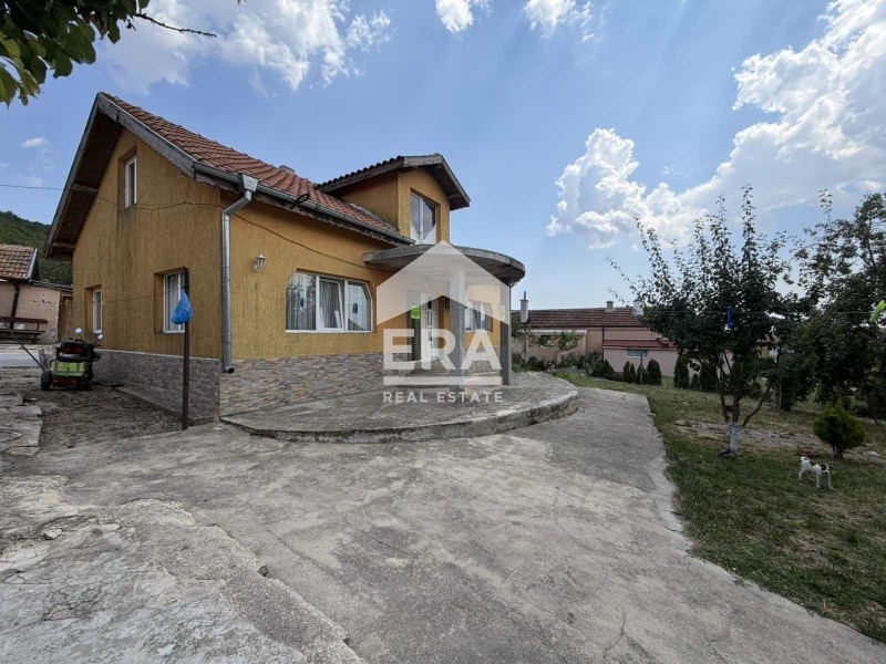 Продава КЪЩА, гр. Суворово, област Варна, снимка 13 - Къщи - 55580438