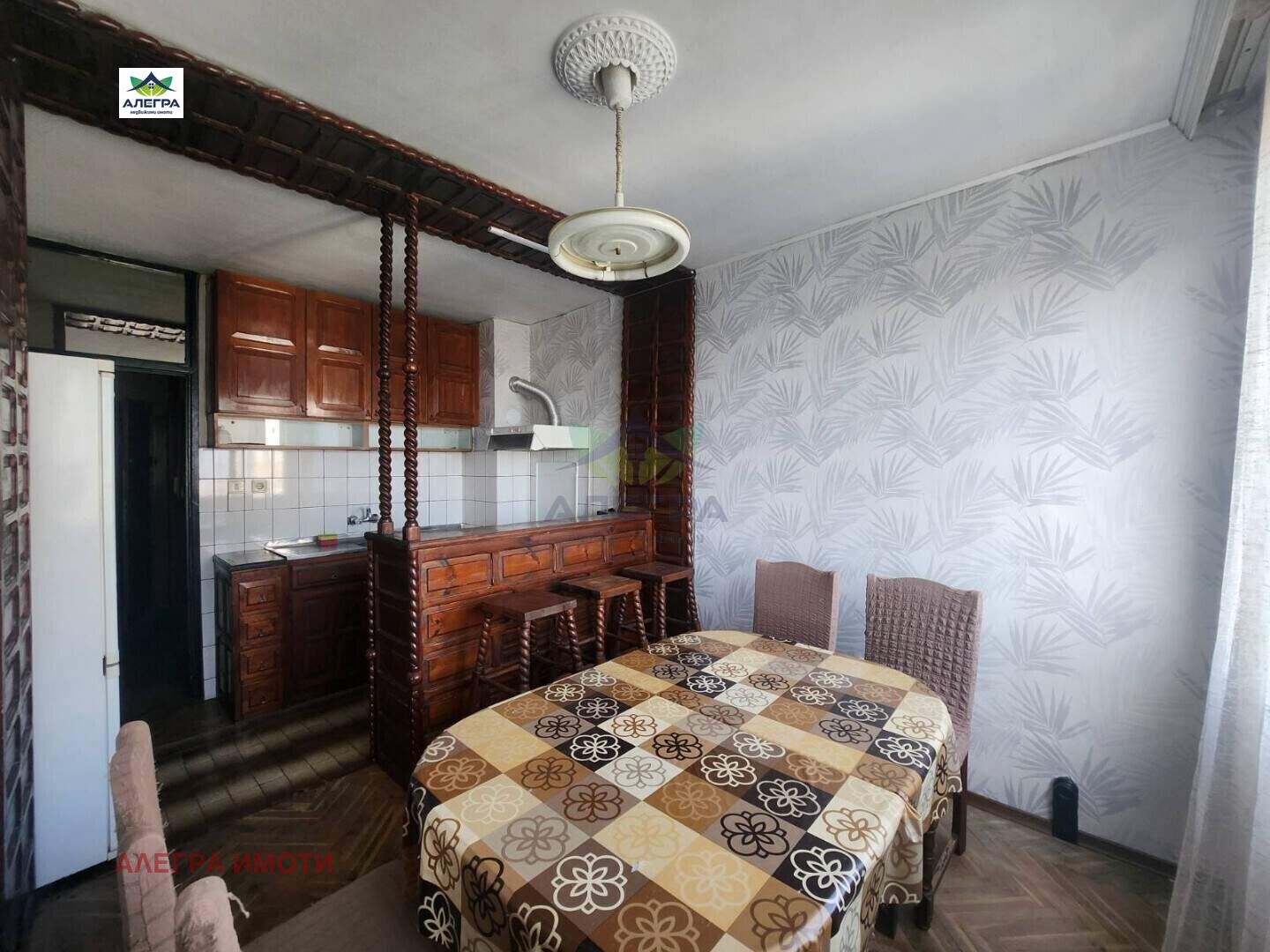 Продава 3-СТАЕН, гр. Пазарджик, Център, снимка 2 - Апартаменти - 48962120