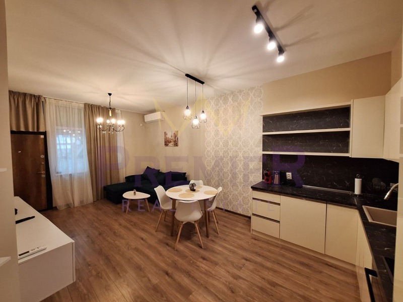 Продава 2-СТАЕН, гр. Бургас, Лазур, снимка 4 - Апартаменти - 52636013