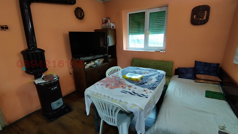 Продава КЪЩА, с. Брегаре, област Плевен, снимка 2 - Къщи - 53010400