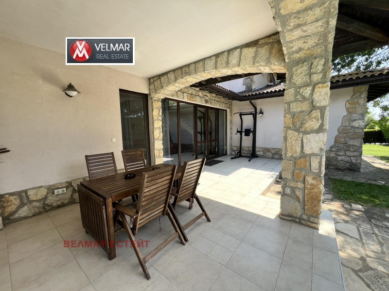 Продава ВИЛА, гр. Балчик, област Добрич, снимка 4 - Вили - 52169818